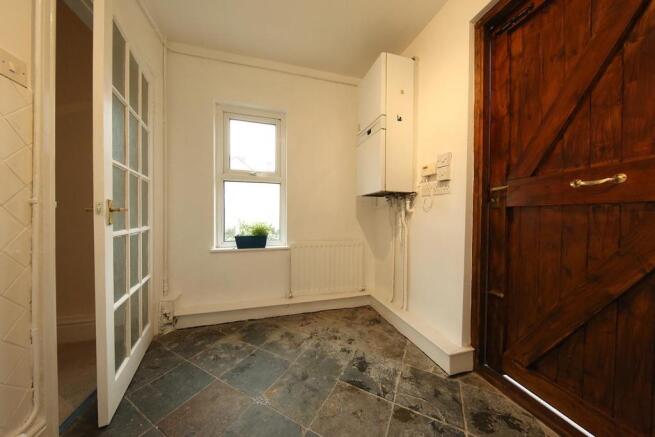 1 Gilestone Rd 1686.JPG
