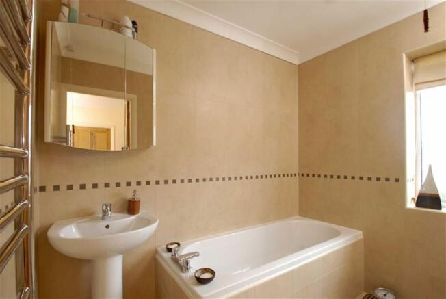 Photo 10