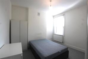 62, Catford Hill, London SE6 4PU