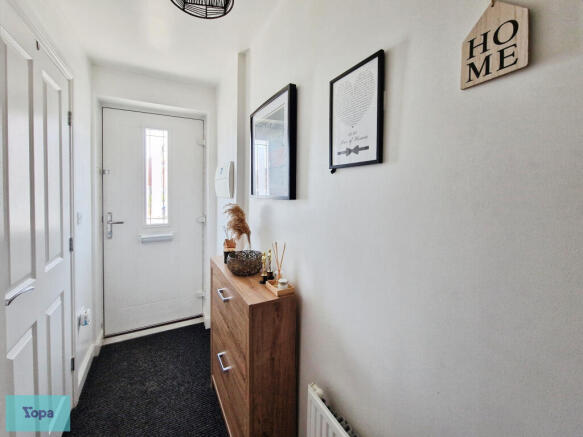 3 bed Semi-Detached for sale Image 5