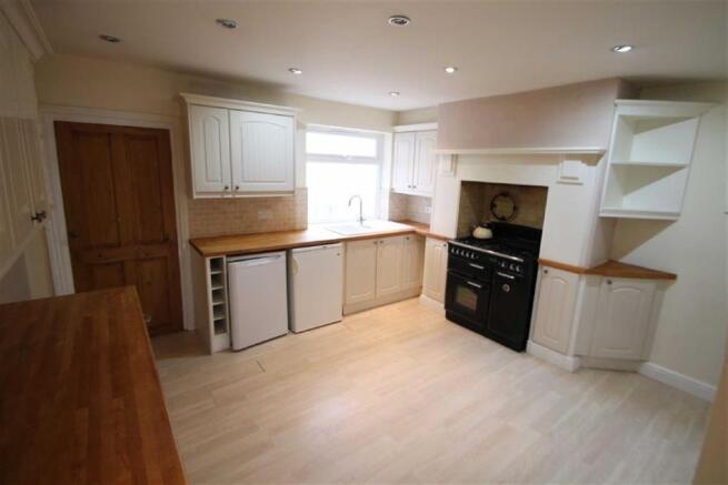 Spacious Kitchen / D