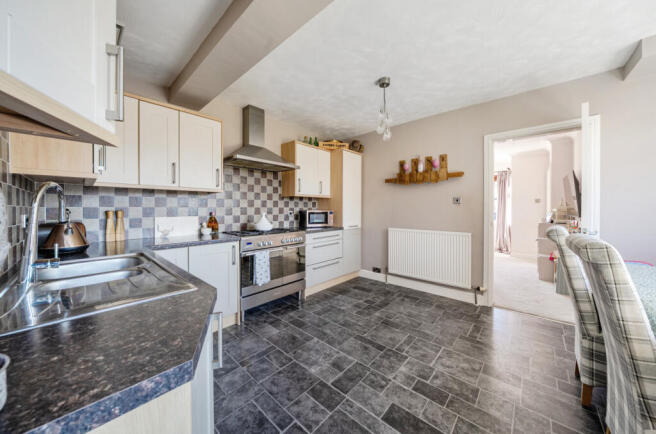 3 bed End of Terrace for sale Image 4
