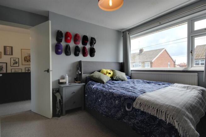 3 bed Semi-Detached for sale Image 9