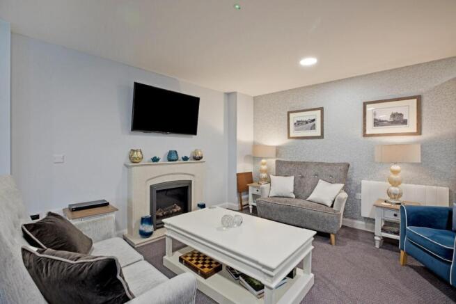 1 bed Retirement Property for sale Image 8