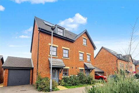 Russell Chase, Binfield, Bracknell, Berkshire, RG42