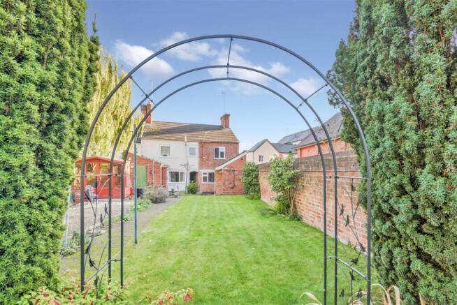 11 Derby Road, Ashby