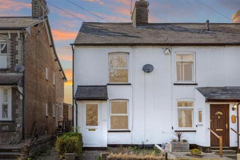 Station Road, Harpenden, AL5