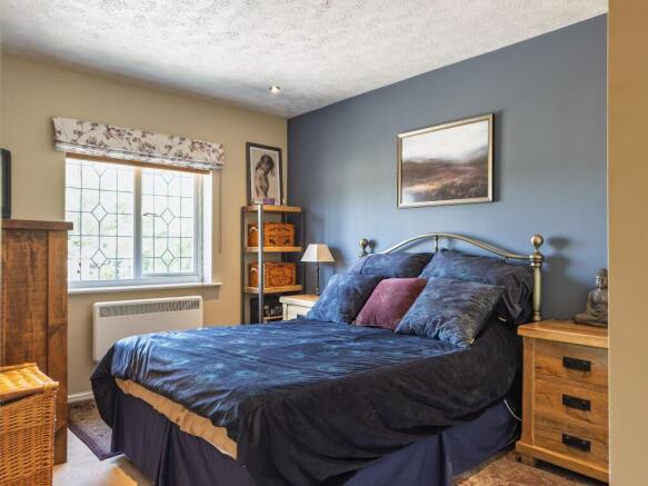 2 bed Apartment for sale Image 8