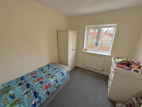 Bedroom 5.JPG