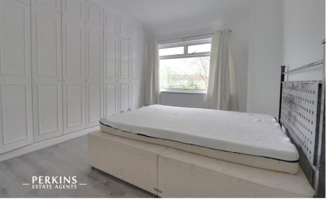 BED 1.jpg