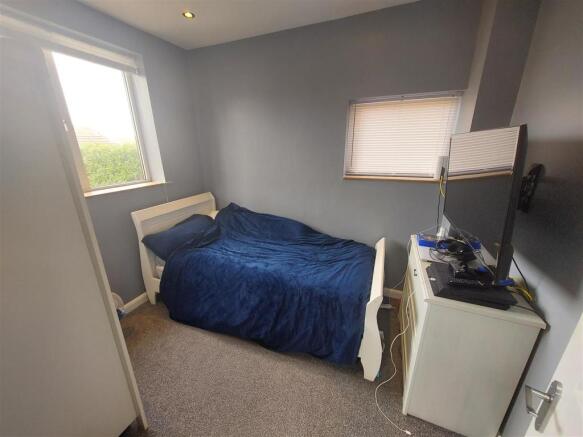 Bedroom 4 / Office