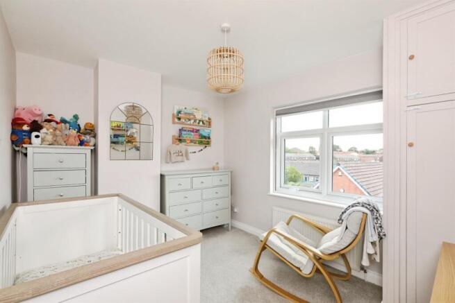 3 bed Semi-Detached for sale Image 8