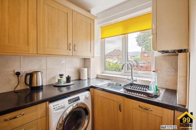 2 bed Apartment for sale Image 6