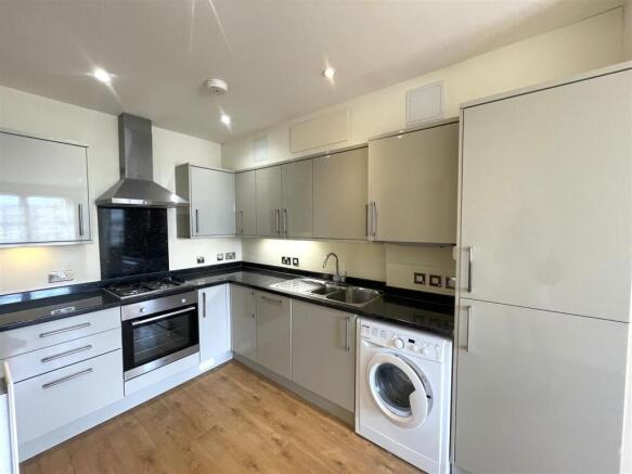 Integral Kitchen Appliances
