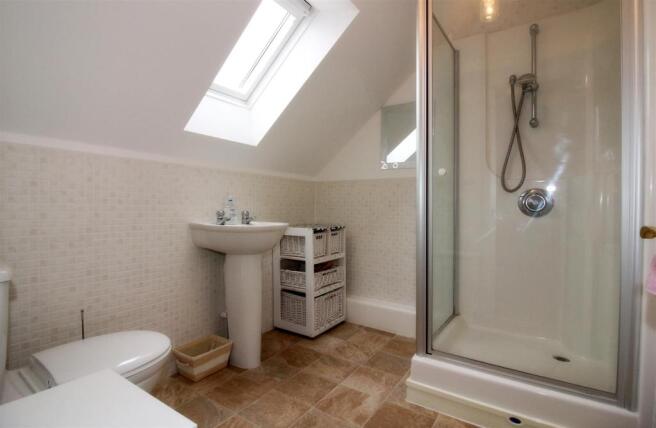 7022_Cawthorn Close.