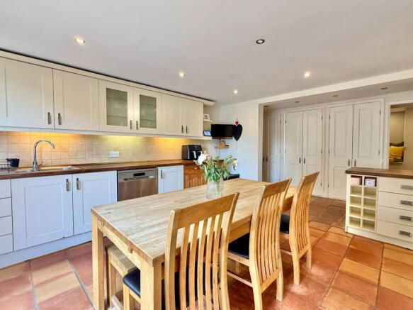 5 bed End of Terrace for sale Image 9