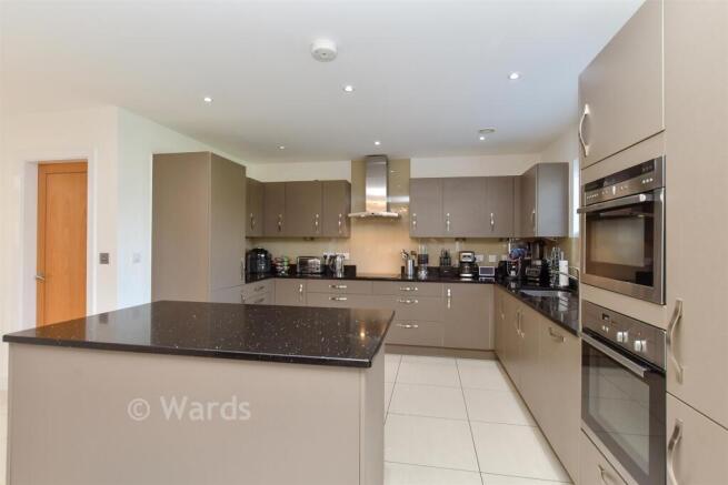 Kitchen/Dining Area