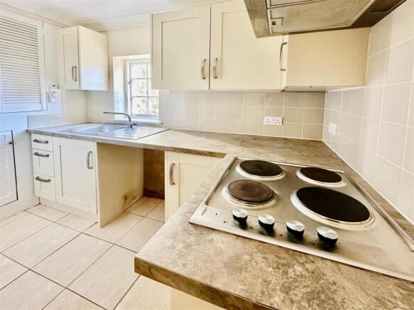 6a Prings Court 3.JPG
