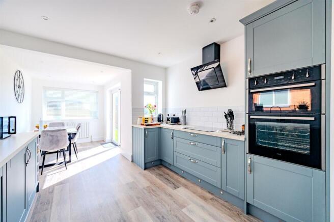 Kitchen/Dining Room