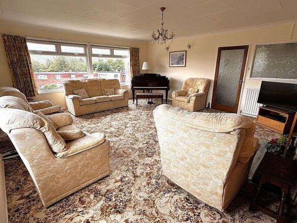 Cresta Road, Abergavenny photo 4