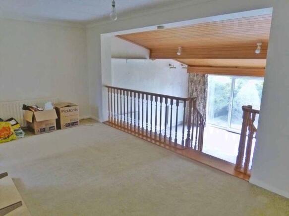 Upper Lounge
