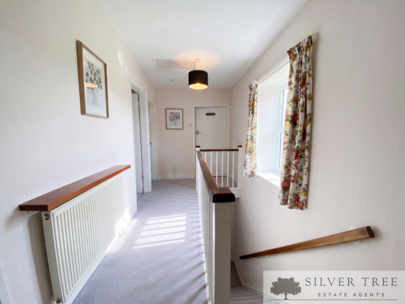 3 bed Semi-Detached for sale Image 11