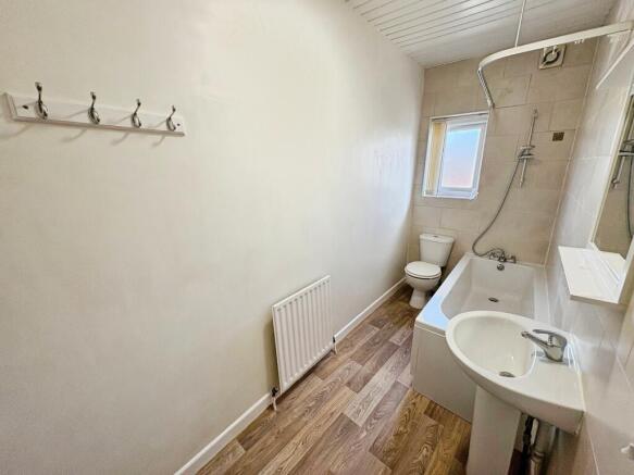 2 bed Terraced for sale Image 12
