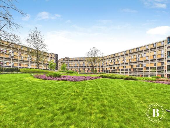 2 bed Apartment for sale Image 12