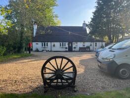 Little Holbury Farmhouse, Lime Kiln Lane, Holbury SO45 2HE