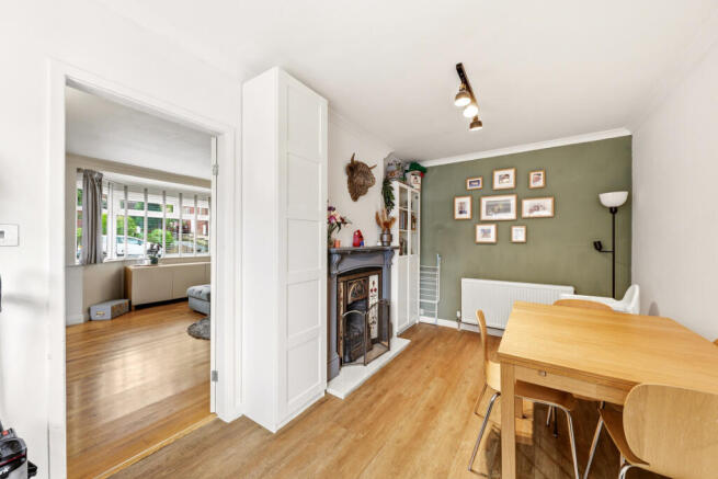 3 bed Semi-Detached for sale Image 6