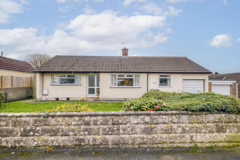 Lyndale, Enfield Road, Evercreech, Shepton Mallet, Somerset, BA4
