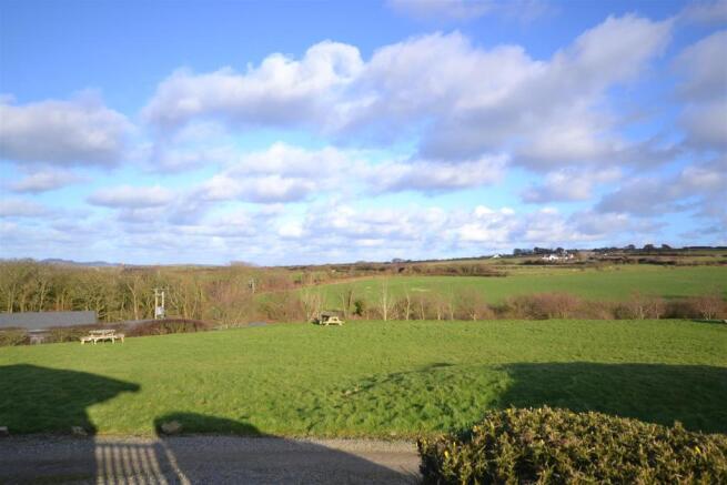 VIEW.jpg