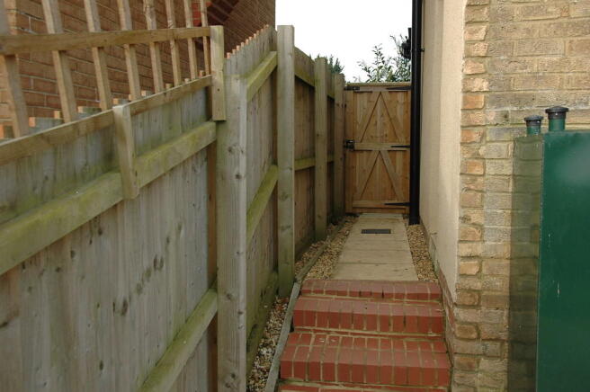 Photo 10