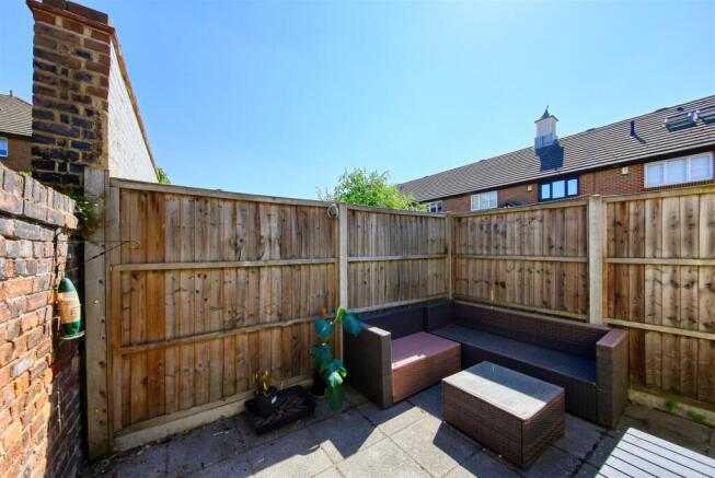 29a_burmester_road_image1_20103_4.jpg