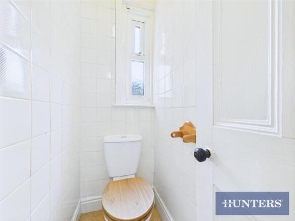 2 bed Apartment for sale Image 7