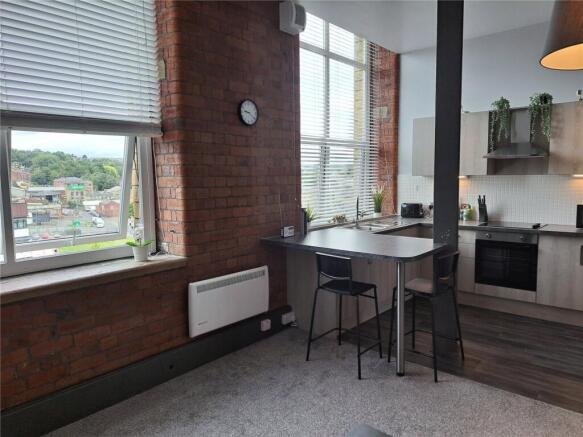 1 bed Apartment to rent Image 11