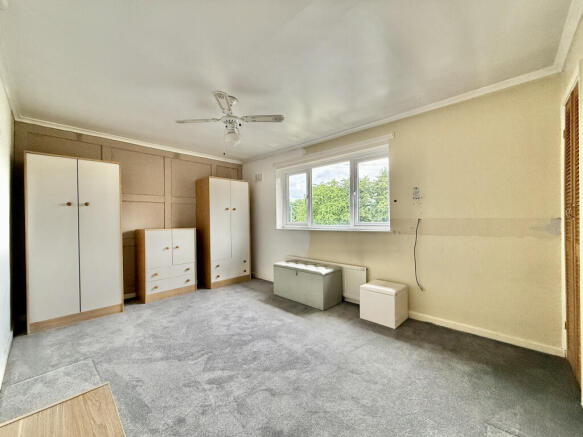 2 bed Semi-Detached for sale Image 7