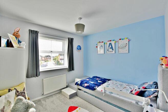 Photo 12