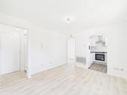 26, Naunton Way, Hornchurch RM12 6TG