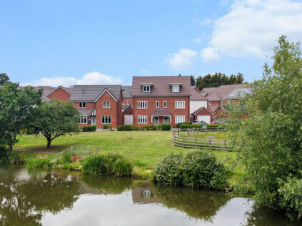 #WelcomeHome to: Lynbrook Close, St John's, Worcester, WR2