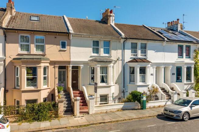 93 Goldstone Road-15.jpg