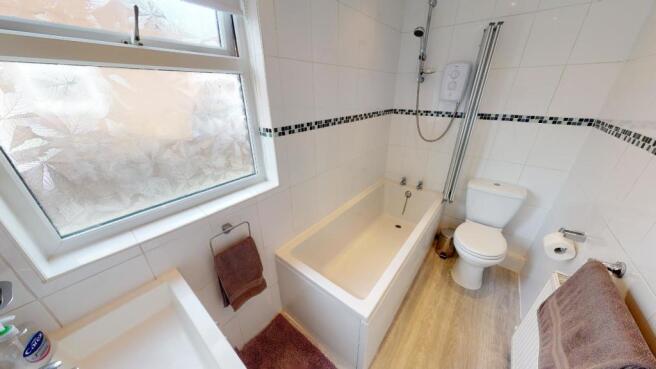 Coultshead Avenue Bathroom