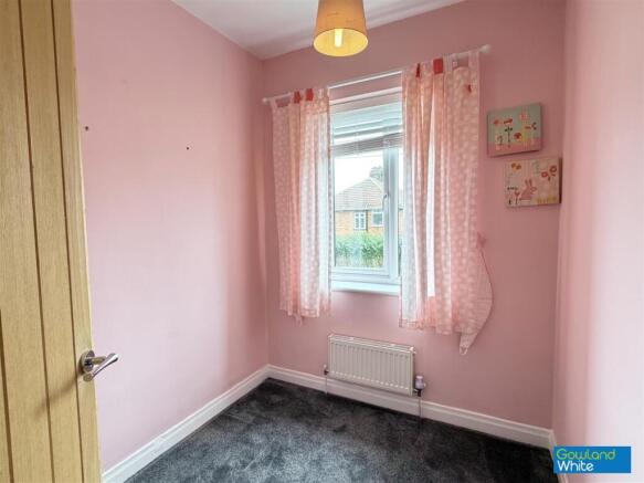4 bed Semi-Detached for sale Image 9