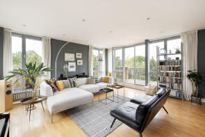 Flat 6, Pleasaunce Mansions, Halstow Road, London SE10 0LZ