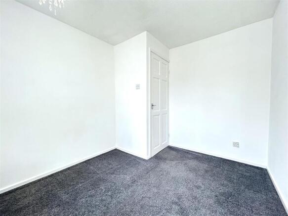 2 bed Semi-Detached Bungalow for sale Image 9