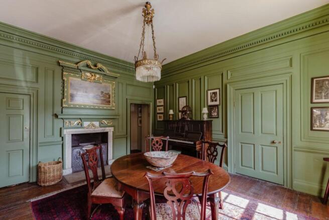4 bed Terraced for sale Image 7