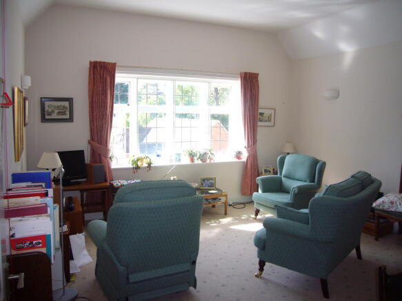 Photo 4