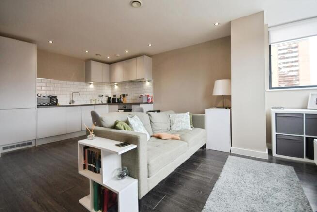 1 bed Flat for sale Image 9
