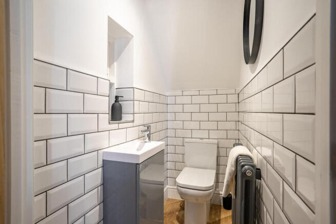 3 bed Terraced for sale Image 9