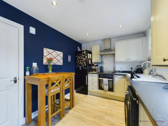 Kitchen/Dining Area
